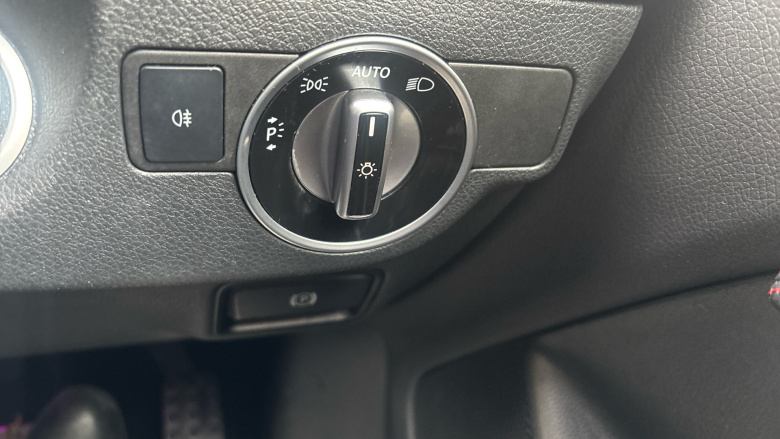 Mercedes-Benz GLA 220d 4Matic AMG Line 5dr Auto [Prem Plus] Diesel Hatchback